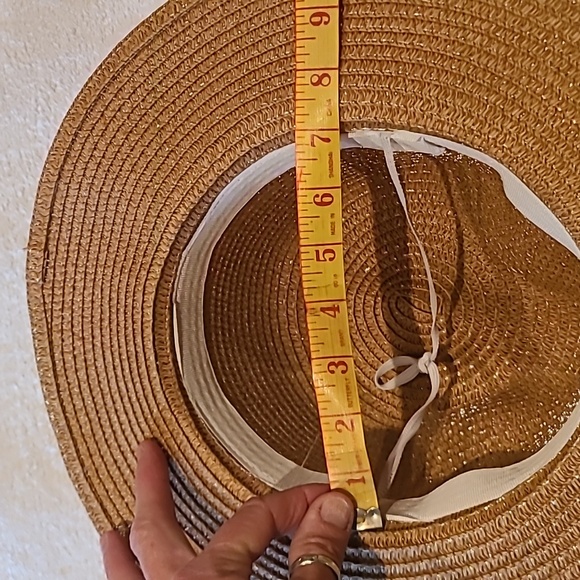 Stylish Straw Sun Hat with Black Band - Picture 7 of 7